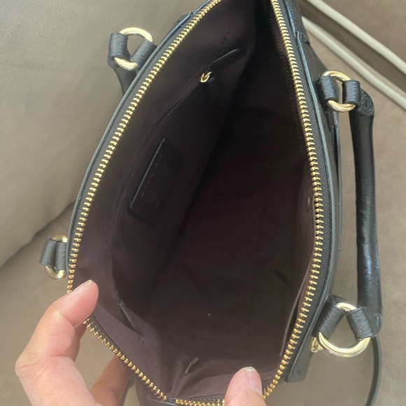 Coach black Saffiano Leather back with cold details - Picture 4 of 6